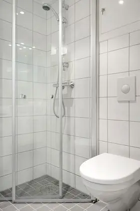 Standard Apart Daire, 2 Yatak Odası, Balkon, Bahçeli