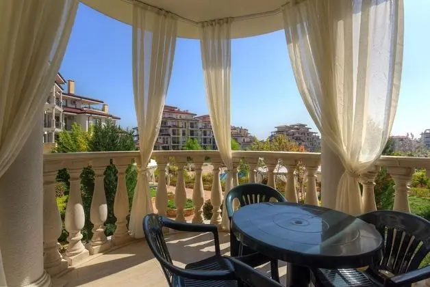 Deluxe Apart Daire, 2 Yatak Odası, Havuz Kenarı