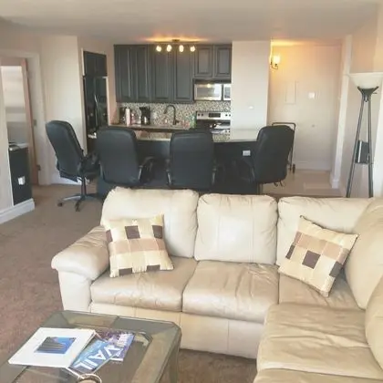 2 Bedrooms, 2 Bath, Balcony, Kitchen, Queen Airbed