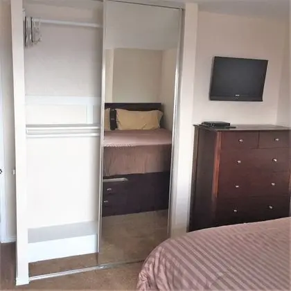 2 Bedrooms, 2 Bath, Balcony, Kitchen, Queen Airbed