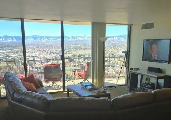 Premium, 1 King Bed, 1 Queen Air Bed, 2 Bath, Balcony, Kitchen