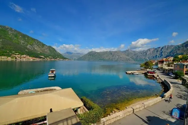 Classic Apart Daire, Deniz Manzaralı