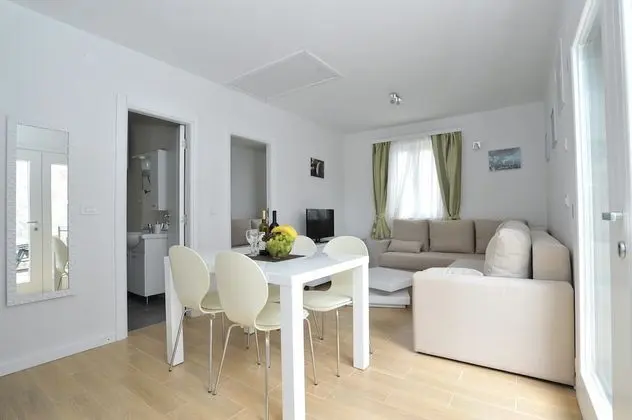 Apart Daire, 2 Yatak Odası, Balkon