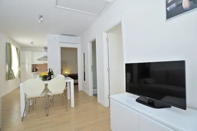 Apart Daire, 2 Yatak Odası, Balkon