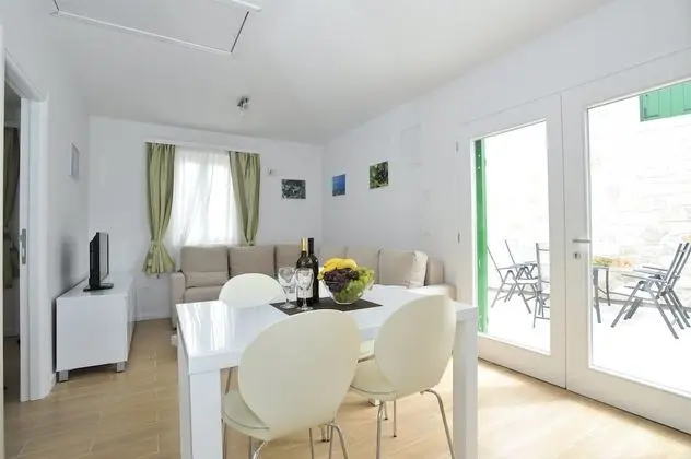 Apart Daire, 2 Yatak Odası, Balkon