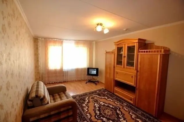 Apart Daire, 1 Yatak Odası (69 B/4 Krasnoarmeyskiy Avenue)