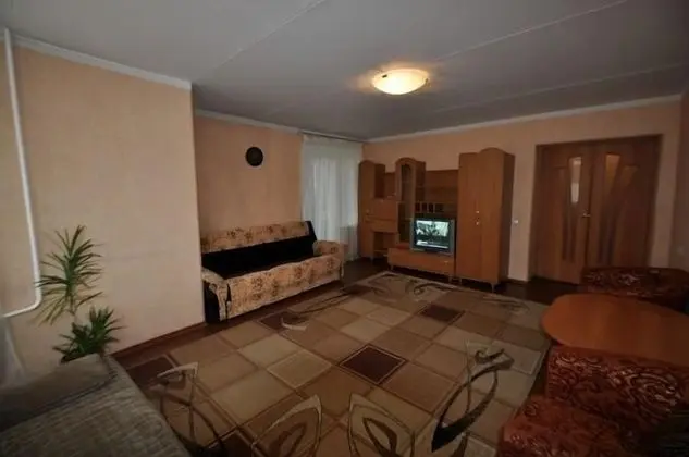 Apart Daire, 2 Yatak Odası (79, Krasnoarmeyskiy Avenue)