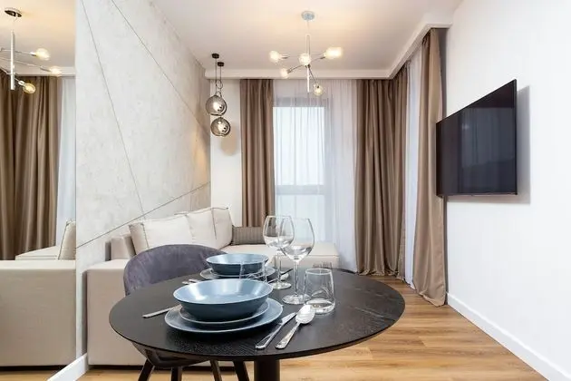 Stüdyo, Balkon