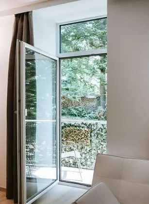 Stüdyo, Balkon