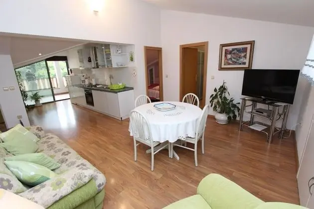 Apart Daire, 2 Yatak Odası, Deniz Manzaralı