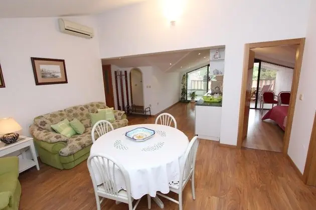 Apart Daire, 2 Yatak Odası, Deniz Manzaralı