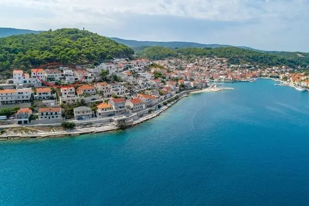 Stüdyo (Studio Apartment with Sea View)