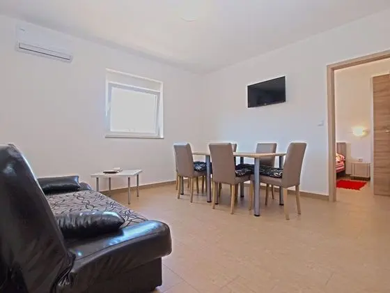 Apart Daire, 2 Yatak Odası (1480/13826)