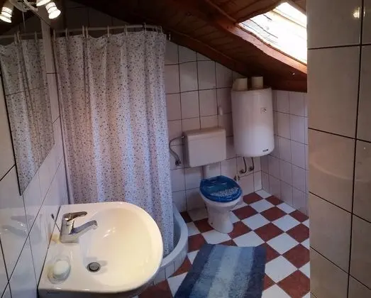 Apart Daire, Balkon