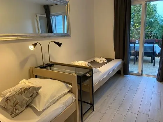 Ev, Teras, Bahçe Manzaralı