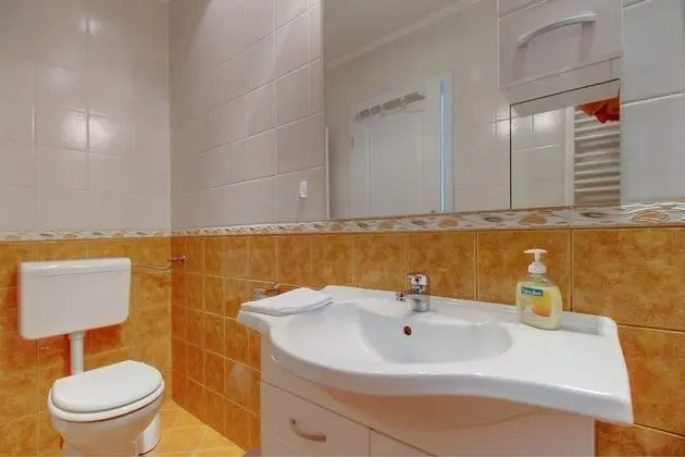 Apartment Del Sole Links