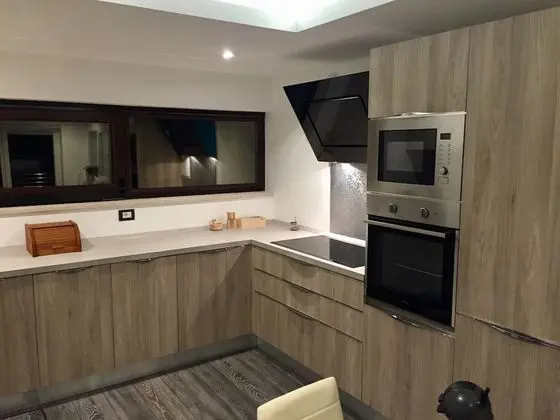 Exclusive Apart Daire, 4 Yatak Odası, Teras, Plaj Manzaralı (Sofia)