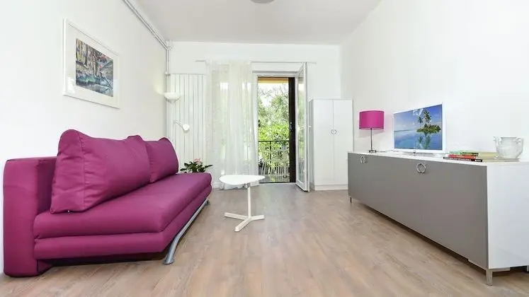 Apart Daire, Bahçe Manzaralı