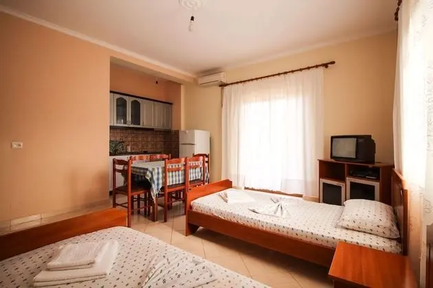 Standard Stüdyo (2 Adults)