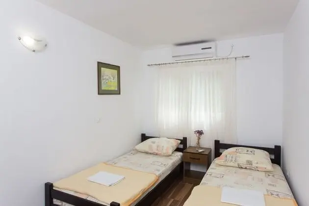 Apartment, 2 Bedrooms, Shared Terrace, Sea View