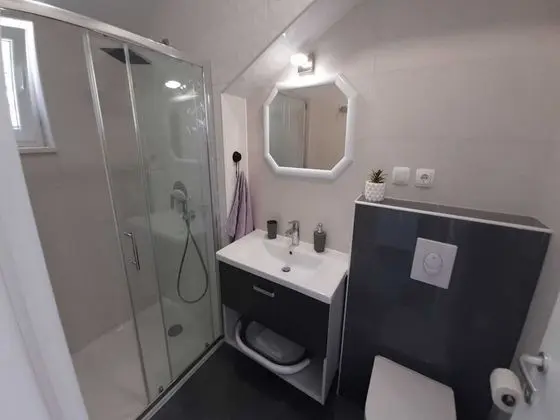 Apart Daire (One Bedroom Apartment with Terrace an)