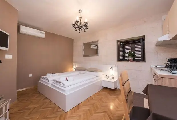 Stüdyo, 2 Tek Kişilik Yatak