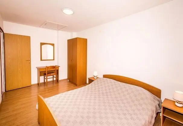 Apart Daire (2 Bedroom Apt with Balcony)