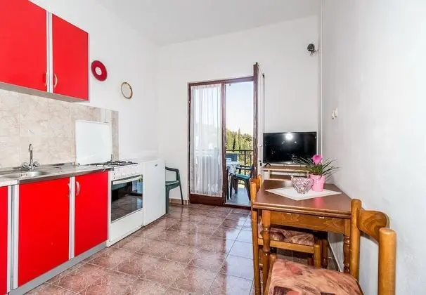 Apart Daire (2 Bedroom Apt with Balcony)