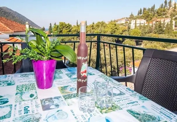 Apart Daire (2 Bedroom Apt with Balcony)