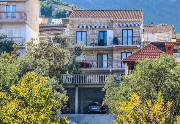 Apart Daire (Three Bedroom Apartment with Terrace)