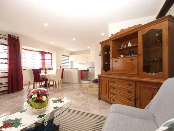 Apart Daire, 2 Yatak Odası (1251/11917)