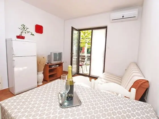 Apart Daire, 1 Yatak Odası (929/2199)