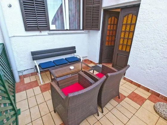 Apart Daire, 2 Yatak Odası (929/2200)