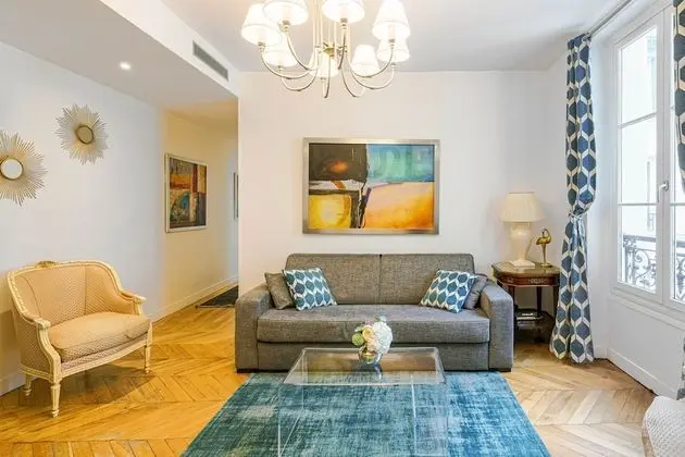 Apart Daire, Avlu Manzaralı (Prestige)