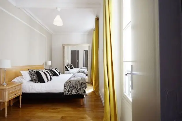 Apart Daire, Avlu Manzaralı (Prestige)