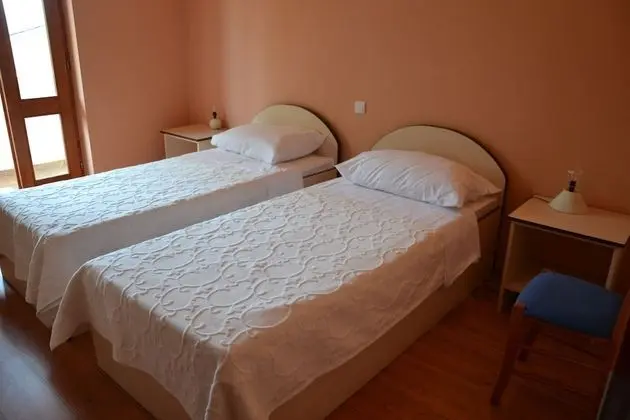 Standard Apart Daire, Balkon, Kısmi Deniz Manzaralı