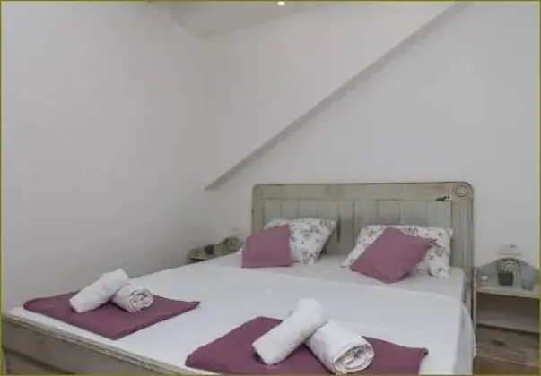 Apart Daire (Comfort One-Bedroom Apartment)