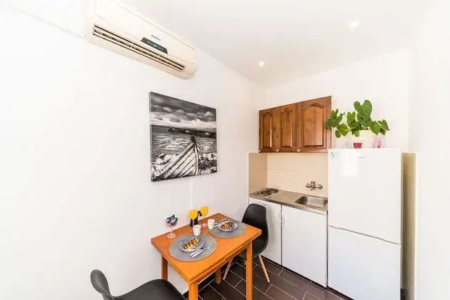 Apart Daire (One-Bedroom Apartment)