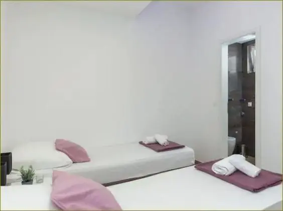 Stüdyo (Studio Apartment with Shared Terrace)