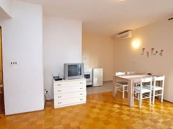 Apart Daire, 1 Yatak Odası (1315/12517)