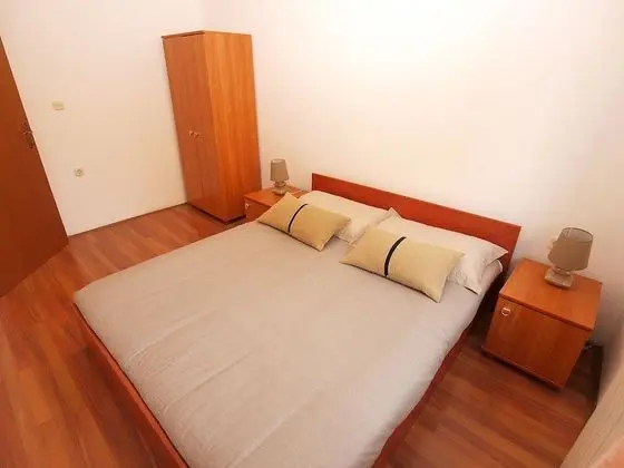 Apart Daire, 2 Yatak Odası (799/1856)