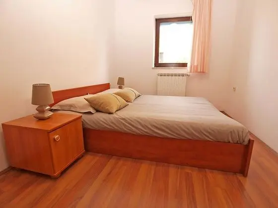 Apart Daire, 2 Yatak Odası (799/1856)