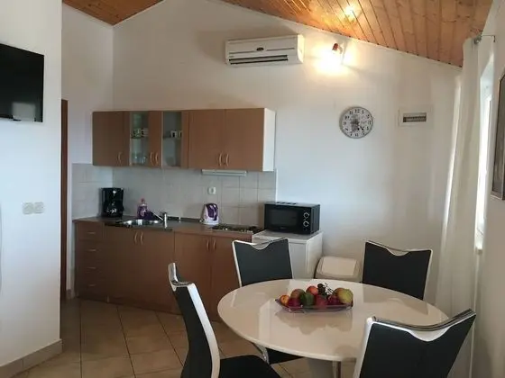 Apart Daire (Comfort One Bedroom SeaView  Apartmen)