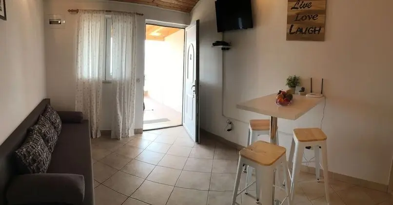 Apart Daire (One Bedroom Apartment-Terrace and Sea)