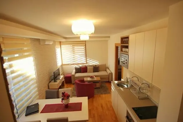 Deluxe Apart Daire