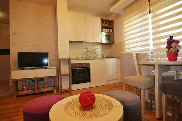 Deluxe Apart Daire