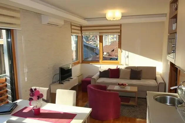 Deluxe Apart Daire