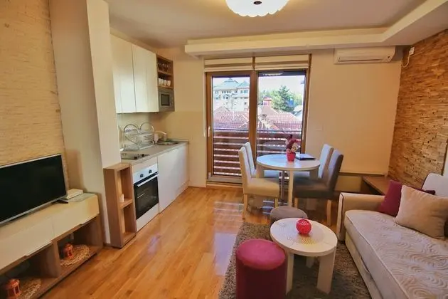 Deluxe Apart Daire