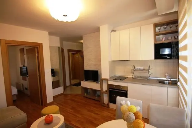 Royal Apart Daire