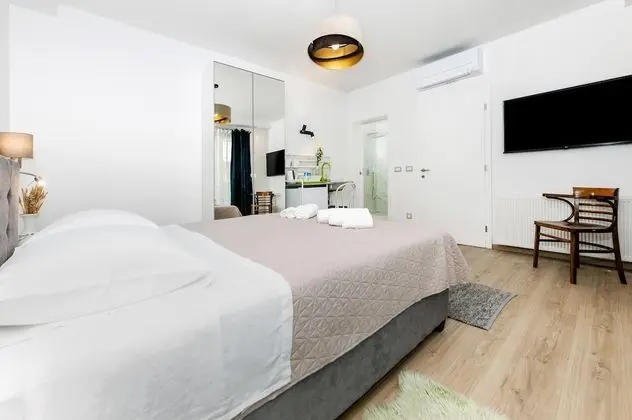 Tek Büyük Yataklı Oda